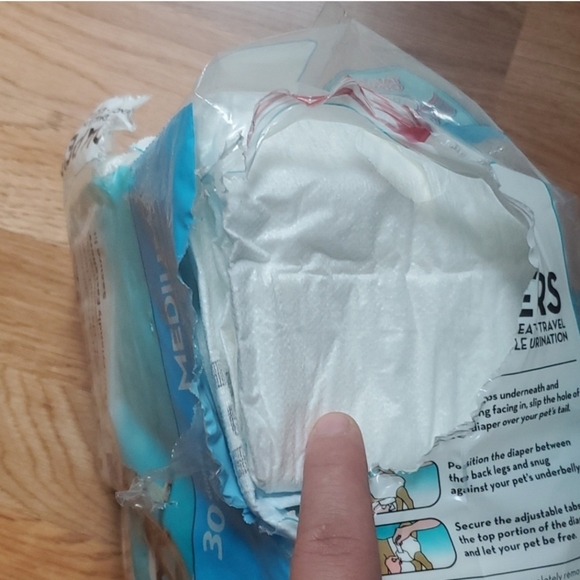 Disposable Dog Diapers for Female Dogs | Super Absorbent Leak-Proof Fit - Picture 3 of 5